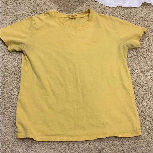 Brandy Melville Tops - brandy melville top